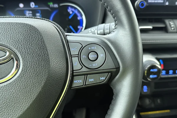 Toyota Rav4 Hybrid (HEV) (2021) — foto 7 van 29