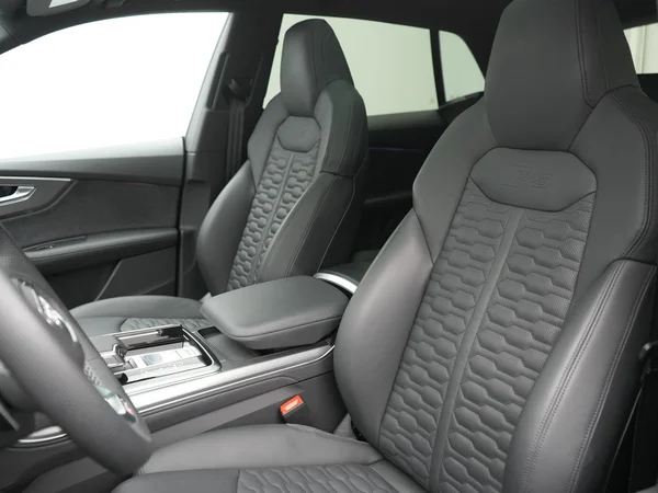 AUDI RS Q8 SUV (2026) — foto 34 van 43