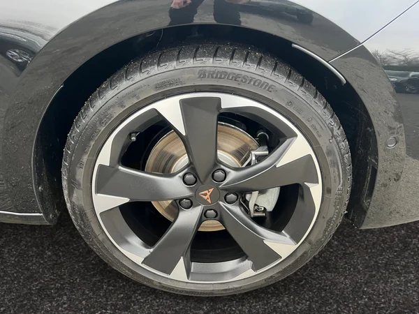 CUPRA Leon ST e-Hybrid (PHEV) (2025) — foto 5 van 25