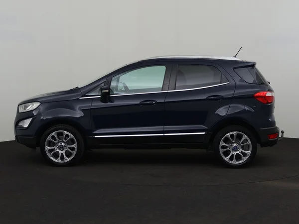 FORD EcoSport (2018) — foto 12 van 28