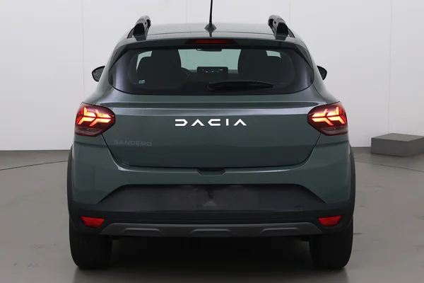 Dacia Sandero Stepway (2024) — foto 16 van 21