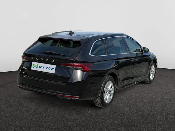 SKODA Octavia Combi (2024) — foto 5 van 22