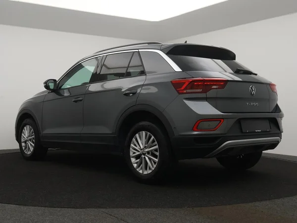 VOLKSWAGEN T-Roc (2023) — foto 23 van 25