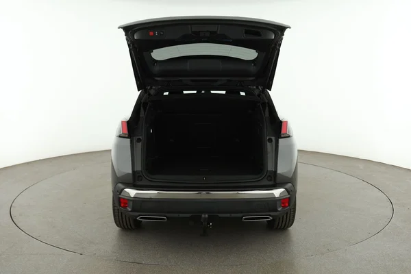 Peugeot 3008 (2018) — foto 7 van 16