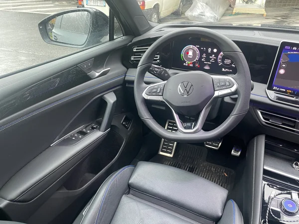 VOLKSWAGEN Tiguan eHybrid (PHEV) (2025) — foto 20 van 21