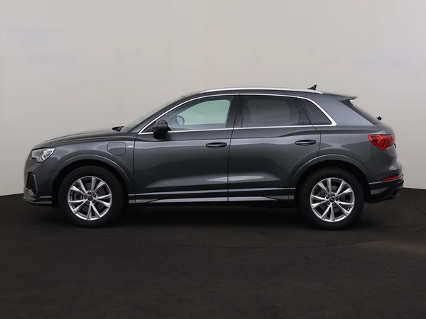 AUDI Q3 (2022) — foto 12 van 32