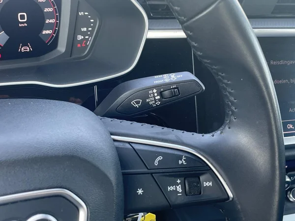 AUDI Q3 (2019) — foto 3 van 20