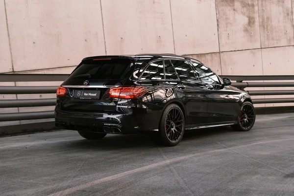 Mercedes-Benz C-Klasse (2019) — foto 18 van 23
