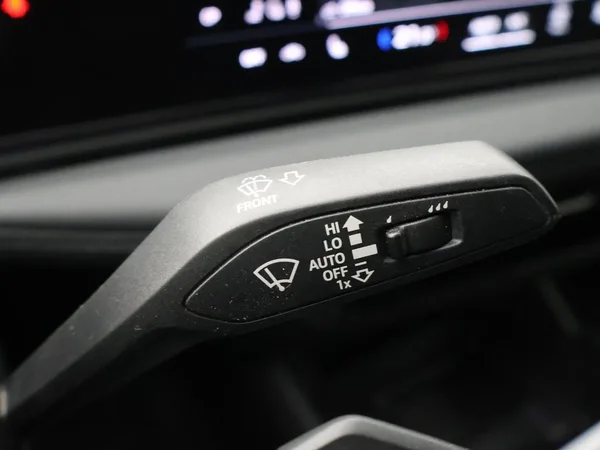 Audi A6 Sportback e-tron (2025) — foto 25 van 37