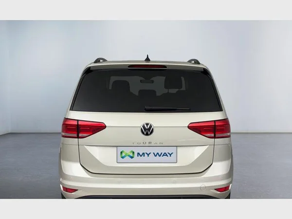 Volkswagen Touran (2024) — foto 26 van 28