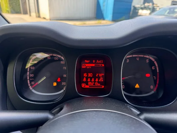 FIAT Panda (2015) — foto 14 van 24