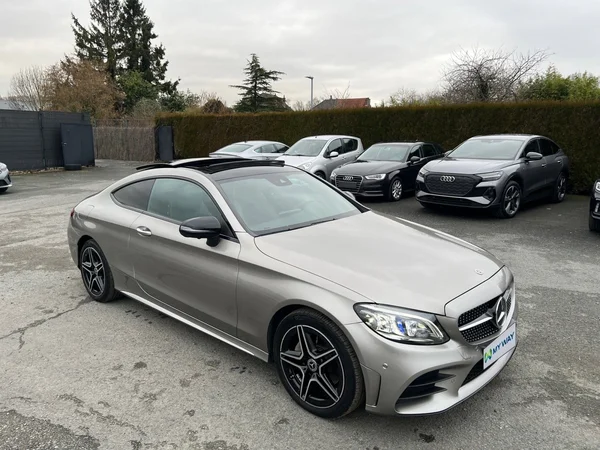 MERCEDES-BENZ Coupe C (2021) — foto 16 van 23