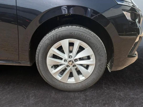 Skoda Kamiq (2024) — foto 26 van 26