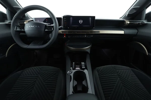 Lancia Ypsilon (2024) — foto 3 van 16