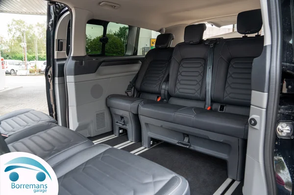 Ford Tourneo-Custom- (2025) — foto 18 van 39