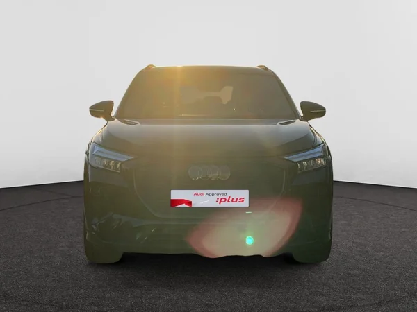 AUDI Q4 e-tron (2022) — foto 8 van 17