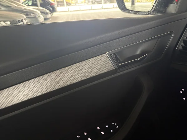 SKODA Karoq (2025) — foto 11 van 24