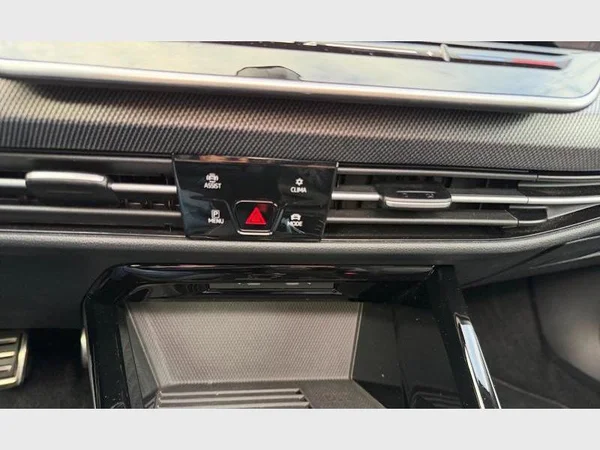 Volkswagen Golf VIII (2025) — foto 20 van 29