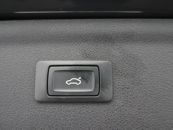 Audi Q3 (2018) — foto 4 van 29