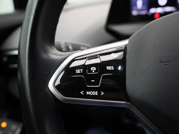 Volkswagen ID.4 (2023) — foto 13 van 37