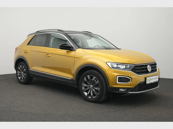 VOLKSWAGEN T-Roc (2018) — foto 12 van 25