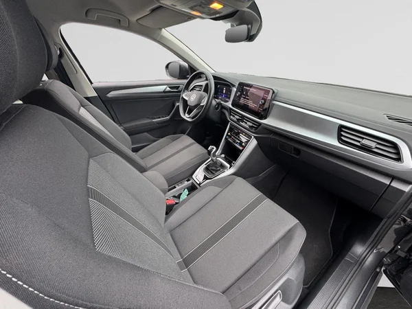VOLKSWAGEN T-Roc (2024) — foto 17 van 18