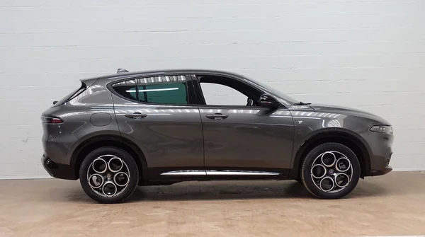 Alfa Romeo Tonale (2024) — foto 18 van 20