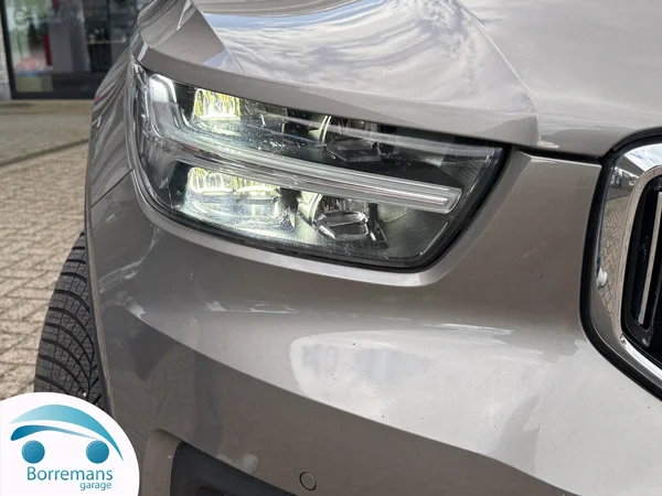 Volvo XC-40 (2020) — foto 44 van 44