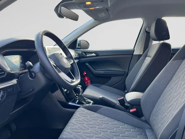 VOLKSWAGEN T-Cross (2025) — foto 24 van 24