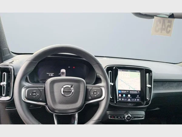 VOLVO C40 (2023) — foto 3 van 22