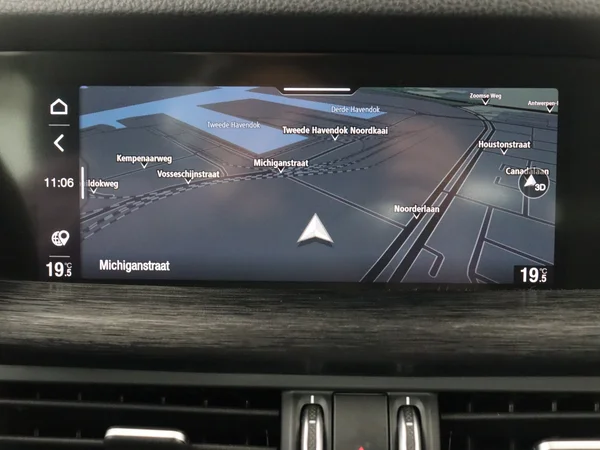 Alfa Romeo Stelvio (2020) — foto 10 van 27