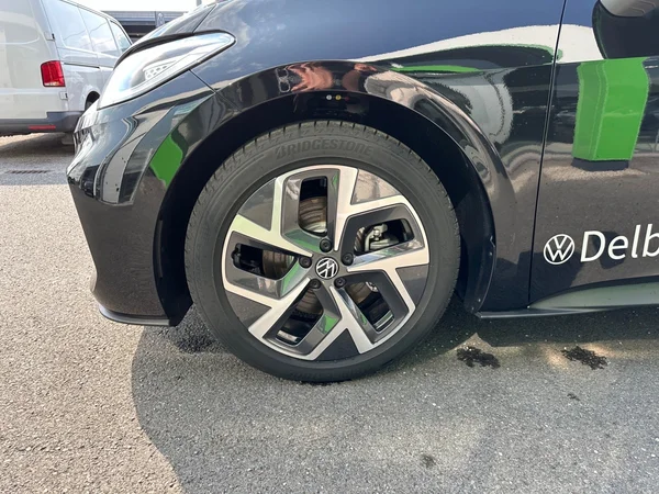 VOLKSWAGEN ID.3 (2024) — foto 17 van 24