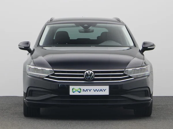 VOLKSWAGEN Passat SW (2021) — foto 3 van 19