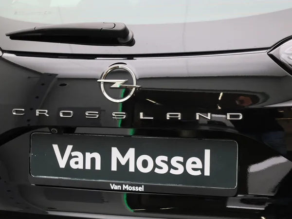 Opel Crossland (2021) — foto 26 van 35