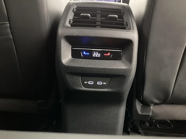 VOLKSWAGEN Tiguan Dsl (2024) — foto 22 van 36