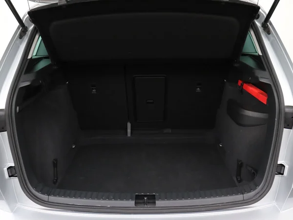 SKODA Karoq (2025) — foto 6 van 18