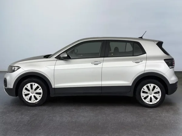 VOLKSWAGEN T-Cross (2020) — foto 13 van 17