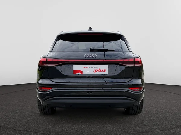 AUDI Q6 e-tron (2025) — foto 21 van 24