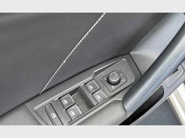 Volkswagen Tiguan (2024) — foto 18 van 30