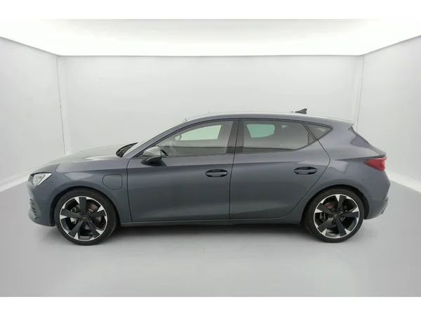 CUPRA Leon e-Hybrid (PHEV) (2023) — foto 33 van 37