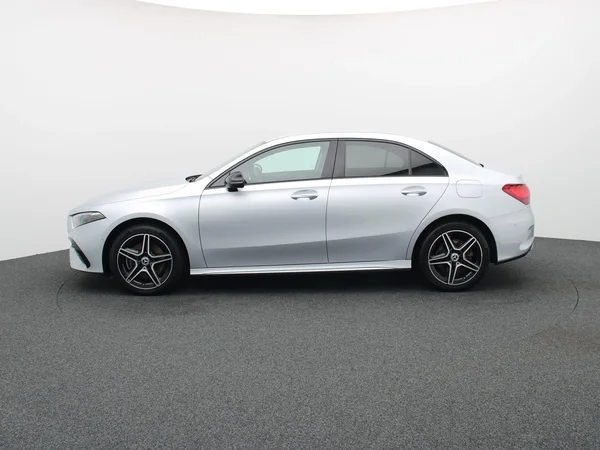 Mercedes-Benz A-Klasse (2024) — foto 19 van 24