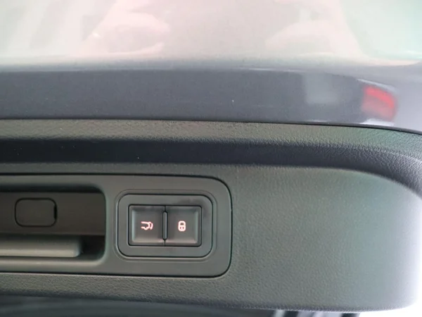 BYD SEAL U (2025) — foto 21 van 33