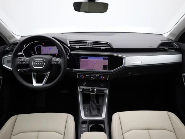 AUDI Q3 (2022) — foto 19 van 20