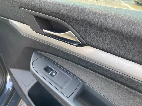 VOLKSWAGEN Golf VIII SW (2025) — foto 9 van 21
