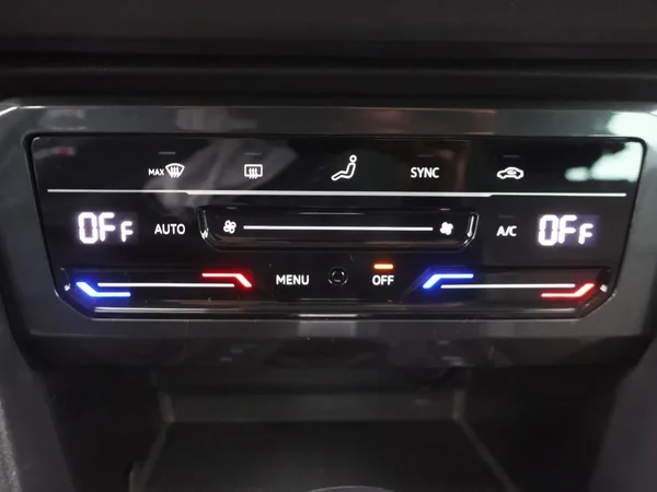 Volkswagen Tiguan (2022) — foto 7 van 27