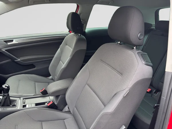 VOLKSWAGEN Golf VII (2017) — foto 21 van 21