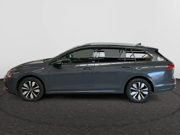 VOLKSWAGEN Golf VIII SW (2024) — foto 12 van 22