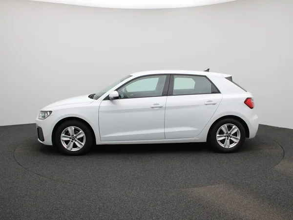 Audi A1 Sportback (2023) — foto 34 van 40