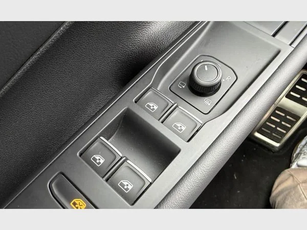 Volkswagen T-Roc (2026) — foto 8 van 35