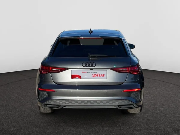 AUDI A3 Sportback (2023) — foto 15 van 22